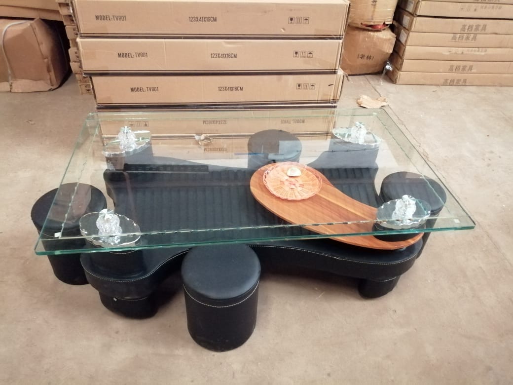 New quality glass table