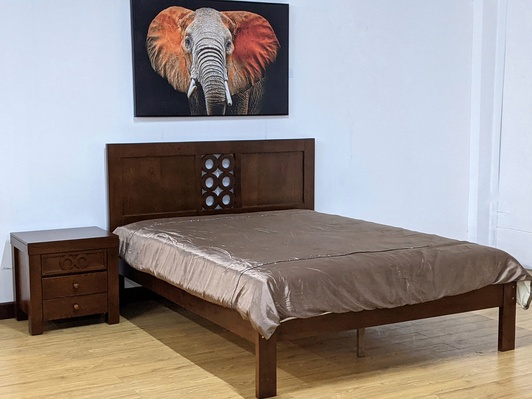atom-queen-wooden-bed-design